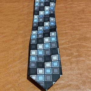 Croft & Barrow Black and Blue Square Pattern Tie